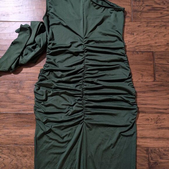 New YaYa&Co one shoulder ruched dress green size medium - Picture 15 of 16